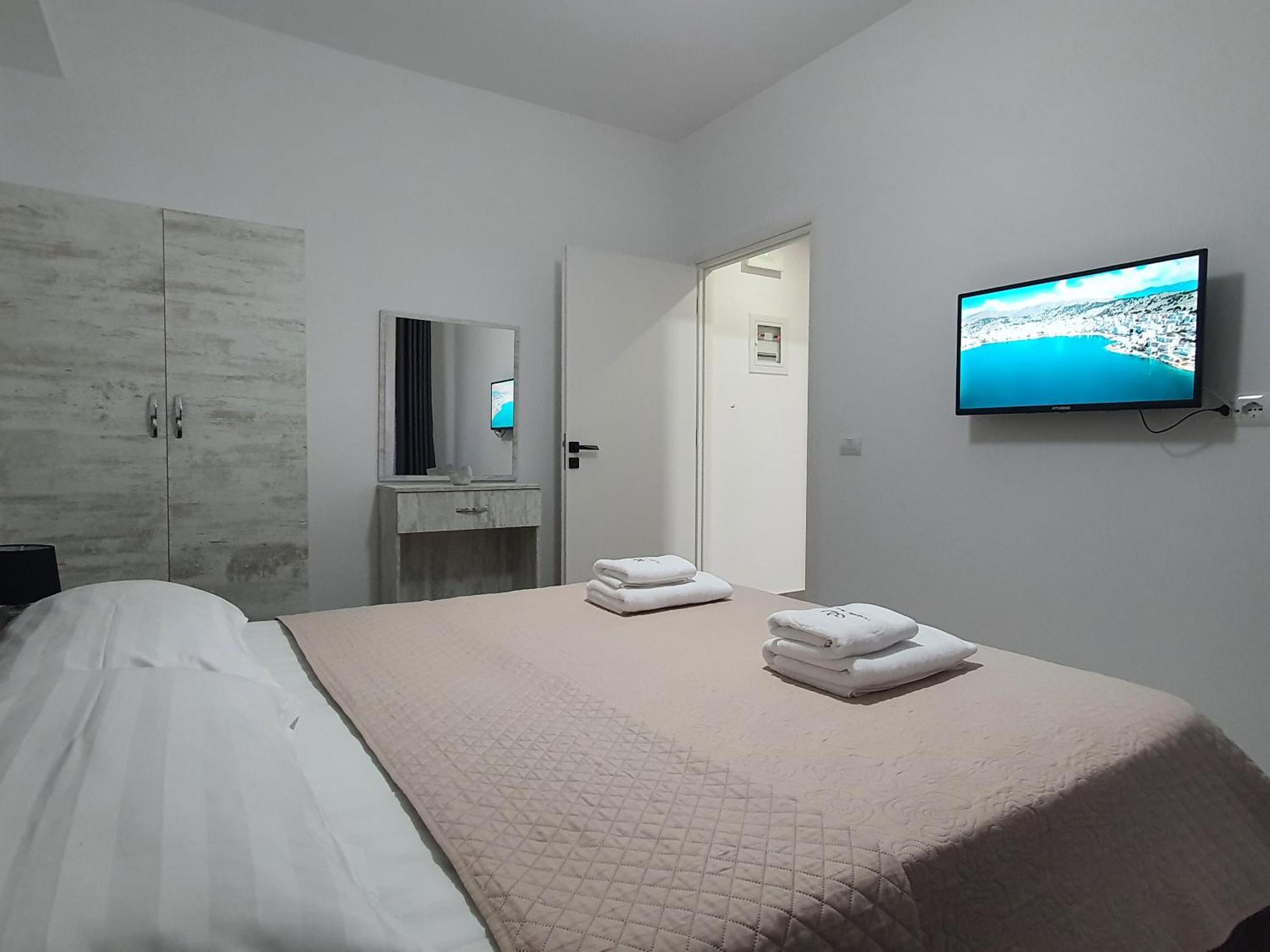 Flore Rooms Sarandë 外观 照片