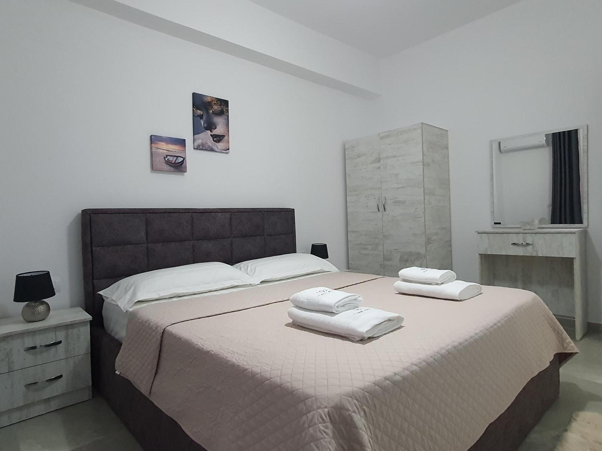 Flore Rooms Sarandë 客房 照片