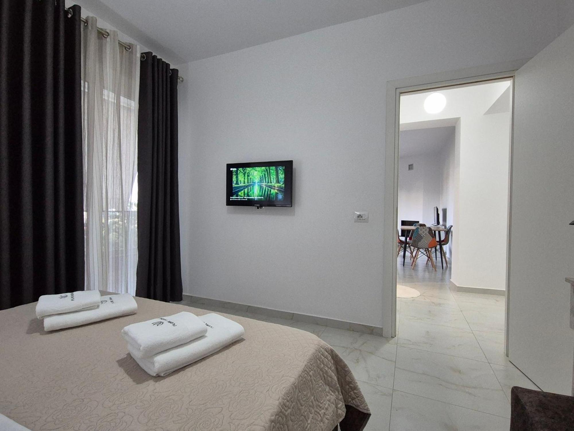Flore Rooms Sarandë 外观 照片