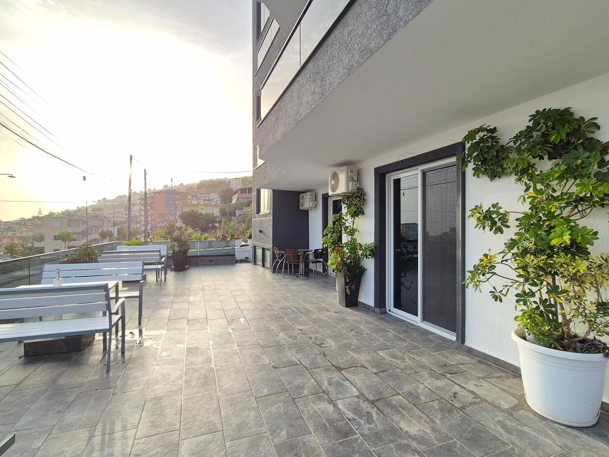 Flore Rooms Sarandë 外观 照片
