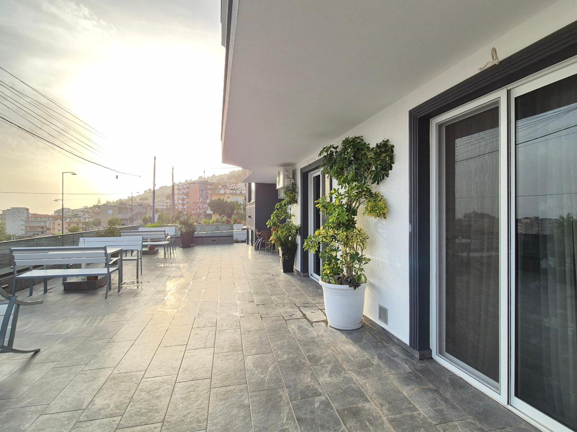 Flore Rooms Sarandë 外观 照片