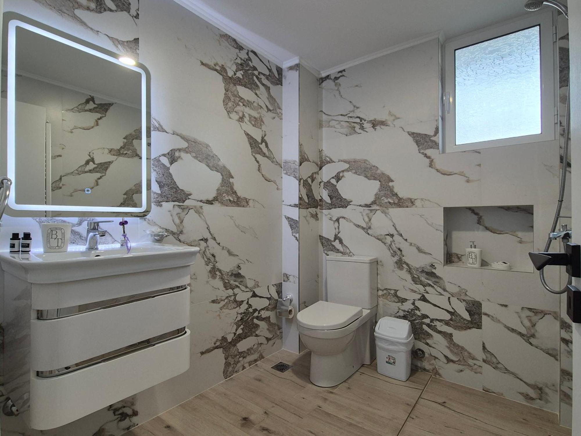 Flore Rooms Sarandë 外观 照片